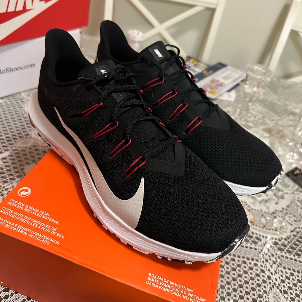 Men’s Nike Quest Running Shoes